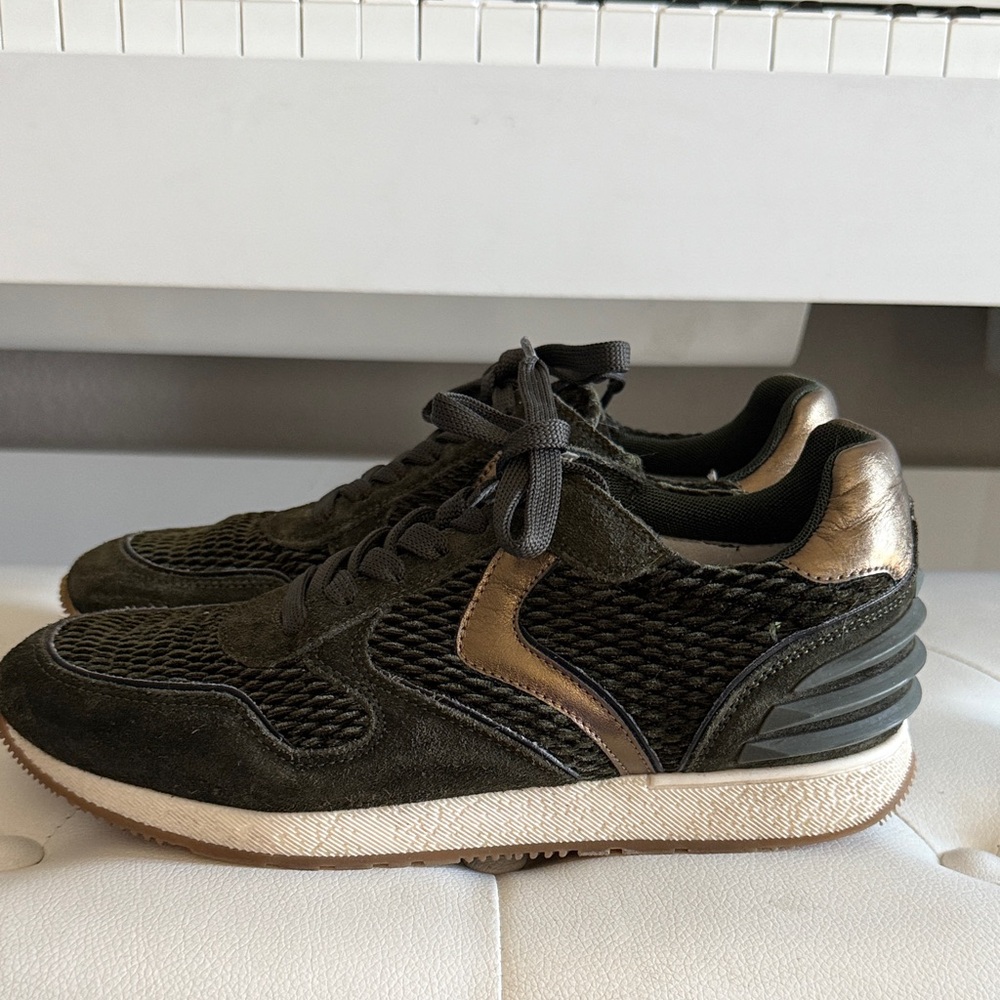 Voile Blanche Juliette Power Sneakers Green and Gold size 40 (9.5)